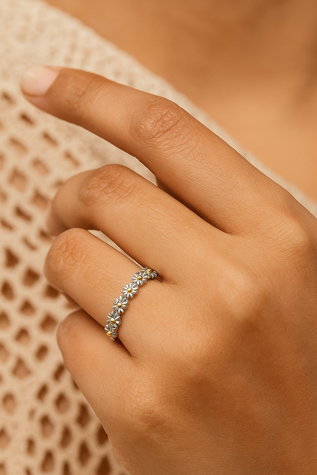 Silver Daisy Flower Ring