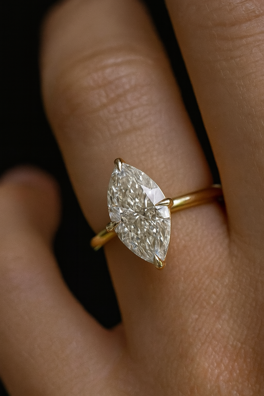 2 Carat Marquise Lab-Grown Diamond Solitaire Engagement Ring ā 14KT Gold