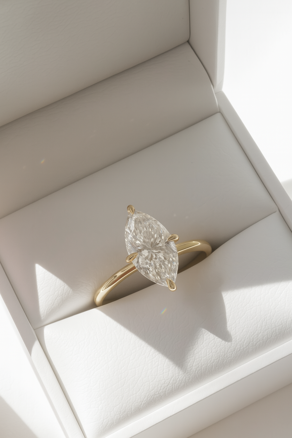 2 Carat Marquise Lab-Grown Diamond Solitaire Engagement Ring ā 14KT Gold