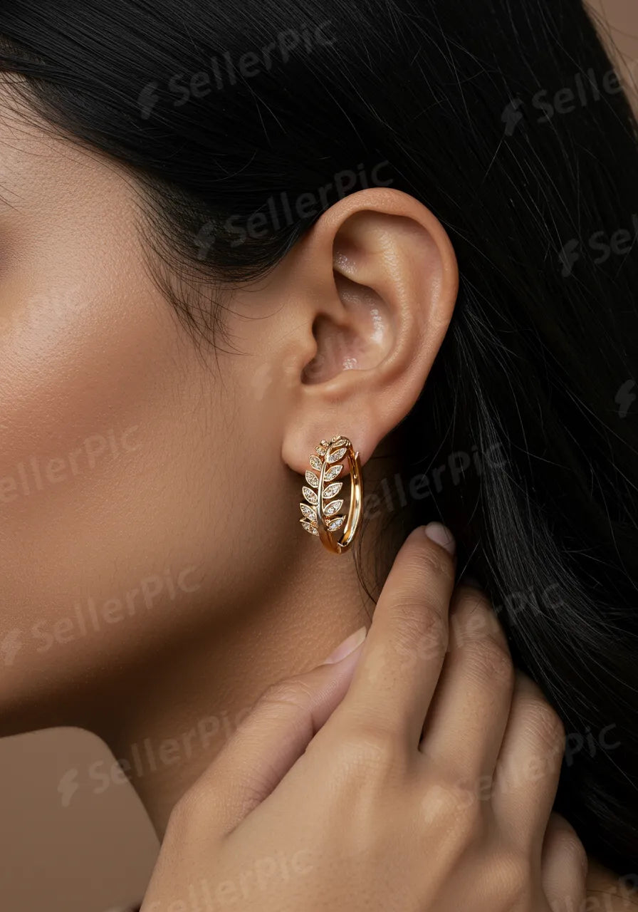 Gold Leaf Pattern Hoop Earring