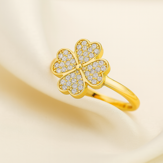 Clover-Shaped Diamond Ring